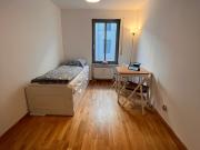 Close to the university, Bavarian railway station, flat...