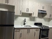 Close To Uofa.fully Renovated 2 Brm Unit 3rd Floor balcony