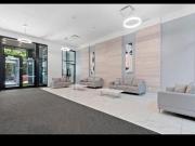 Closed metro Atwater 4 1/2 condominium rent