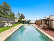 Clover Hill Gem: Modern 4 Bedroom Home Plus Study with...