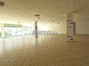 CMN HA 1641 Commerce à louer à Zone industrielle