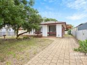 Coastal 4 Bedroom Family Home in the Heart of Aldinga Beach