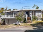 Coastal Character with Two Self Contained Levels Coastal Character with Two Self Contained Levels