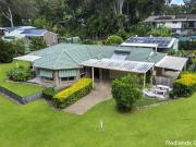 Coastal Comfort Spacious Family Home Opposite Pats Park