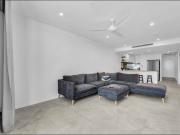 Coastal Living in Mermaid Beach