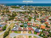 Coastal living in the sought after Meadows Estate