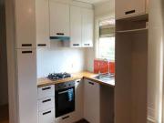 Coastal Living Steps from Maslin Beach