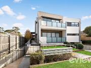 Coastal Retreat in Mornington Perfect for First Time...
