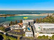 Coastal studio apartment in resort setting