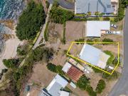 Coastal Studio Living in the Heart of Airlie Beach