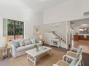 Coastal Townhouse in Convenient Location.