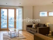 Cobblestone Square, Wapping Lane, E1W