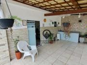 Cobertura 3 quartos, sendo 1 suÃte. PrÃ³xima ao West...