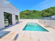 Cobertura à Venda na Pitangueiras no Guarujá | Omega Imóveis