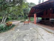 Cobertura, Agronômica, 02 Dormitórios/01 Suíte