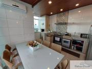 Cobertura com 02 dormitórios, sendo 01suítes