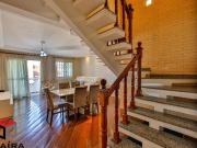 Cobertura com 189m² Localizado no Bairro Santa Maria em...