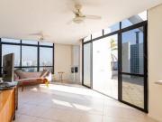 Cobertura com 220 m², 4 quartos sendo 2 suítes à venda...