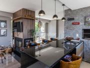 Cobertura com 2 dormitórios em Porto Alegre