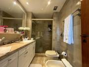 Cobertura com 300 MÂ² no Condominio Golden Green em...