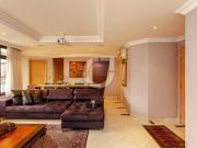 Cobertura de alto padrão com 250.86 m² privativa n