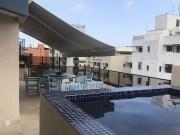 ️ Cobertura de luxo com piscina e área gourmet no Guarujá