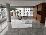 Cobertura duplex com 3 suÃtes e jacuzzi privativa