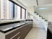 Cobertura Duplex de 2 quartos e 2 vagas de garagem a...