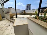 Cobertura duplex à venda em Moema com 206m², 3...