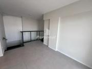 Cobertura Duplex para aluguel, possui 206 m2 com 4...