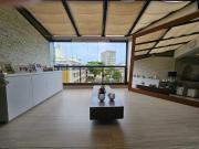 Cobertura duplex reformada no Jardim Oceânico