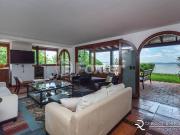 Cobertura em condomínio com 4 dormitórios em Porto Alegre