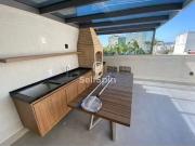 Cobertura em IcaraÃ quadra da Praia