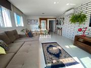 Cobertura ensolarada em Santos, 2 vagas demarcadas !