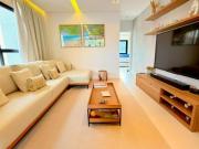 Cobertura espetacular com vista mar e jacuzzi na praia...