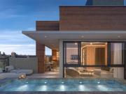 Cobertura Linear 4 suites com piscina 240 M2 vazada com...