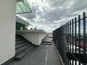 Cobertura para aluguel e venda 610mÂ² no Centro de Santo...