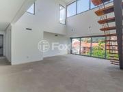 Cobertura para Venda em Porto Alegre/RS Chácara das...