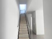 Cobertuta duplex nova com 2 vagas de garagem, com 170 m²