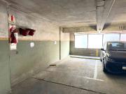 Cochera acceso a rampa directa en Colegiales