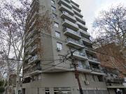 Cochera en edificio de viviendas