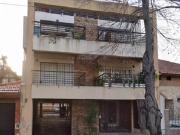 Cochera fija y cubierta en Villa Pueyrredon