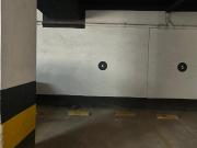 Cochera y baulera en venta en General Paz