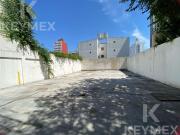 Cocheras descubiertas en 60 e/ 17 y 18