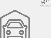 Cocheras frente a Casa de Gobierno