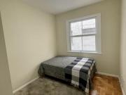 Cod20302 QUARTO INDIVIDUAL SAVASSI Praça da liberdade