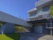 Cod 632 CATEGORÍA / ALQUILER Y VENTA sobre línea del mar