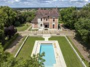 Cognac – Magnifique château avec vues panoramiques...