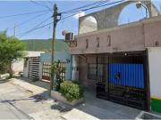 COHC EMB CASA EN VENTA DE CONTADO EN BARRIO DE LA IND N.L