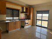 Coimbra vende se T3 com terraço e garagem